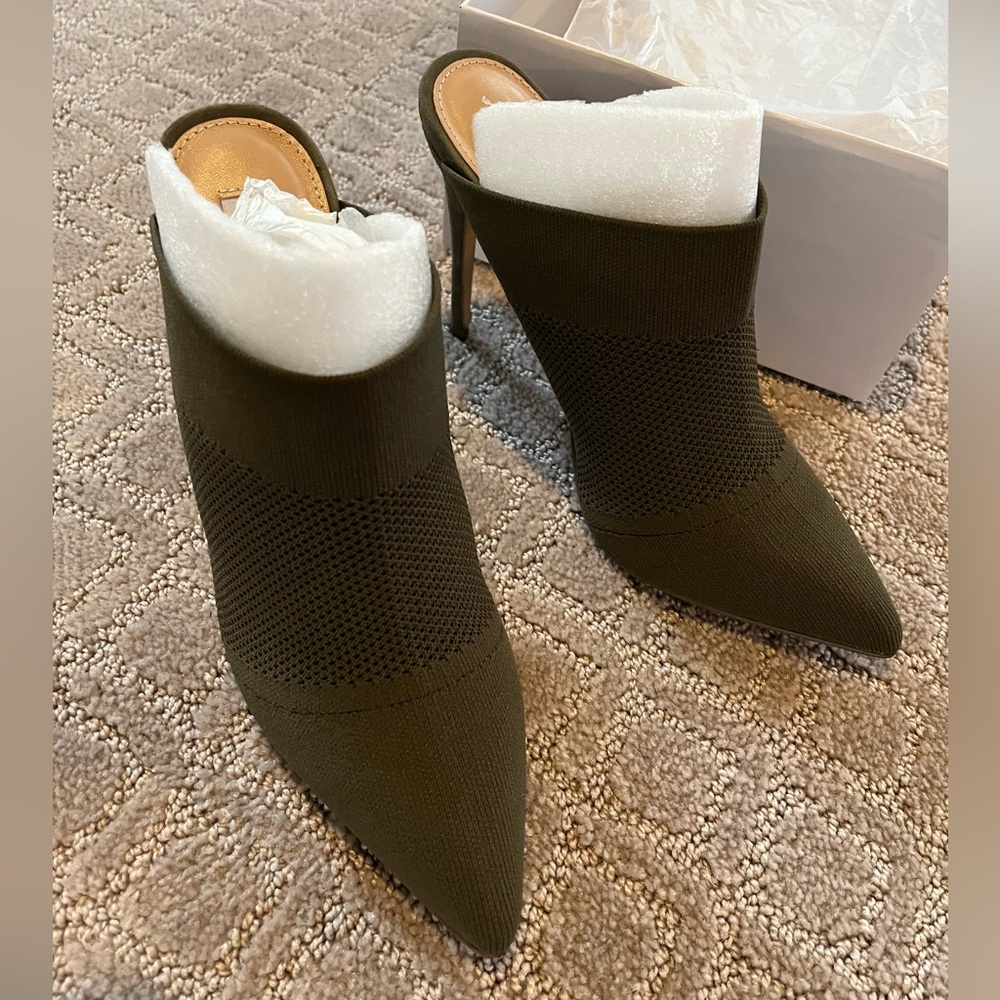 Steve Madden Mules New in Box - Olive Green - 7.5